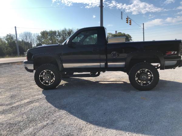 2004 Lifted Chevy Z71 for sale in Trafalgar, IN – photo 2