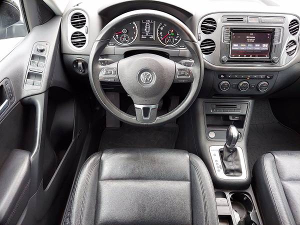 2017 Volkswagen Tiguan 2 0T SEL 4MOTION - - by dealer for sale in Deptford Township, NJ – photo 11