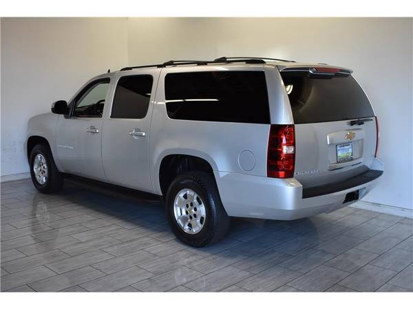 2011 Chevrolet Suburban 1500 4WD AWD Chevy LS Sport Utility 4D SUV for sale in Escondido, CA – photo 21