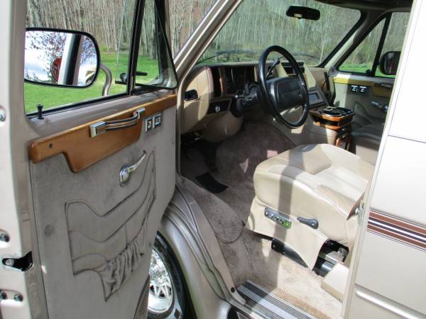 1994 GMC Vandura 2500 Conversion Van for sale in Wallingford, CT – photo 9