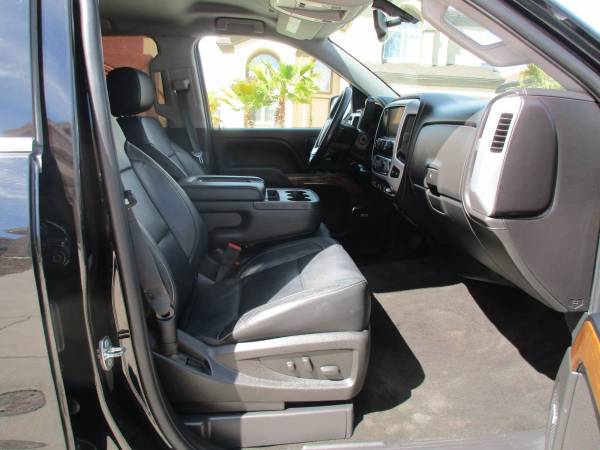 2014 GMC SIERRA Z71 V8 4X4 CREW CAB ONLY 85K MILES! BLACK ON BLACK for sale in El Paso, NM – photo 14