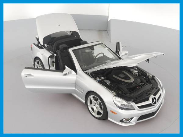 2011 Mercedes-Benz SL-Class SL 550 Roadster 2D Convertible Silver for sale in Albany, NY – photo 21