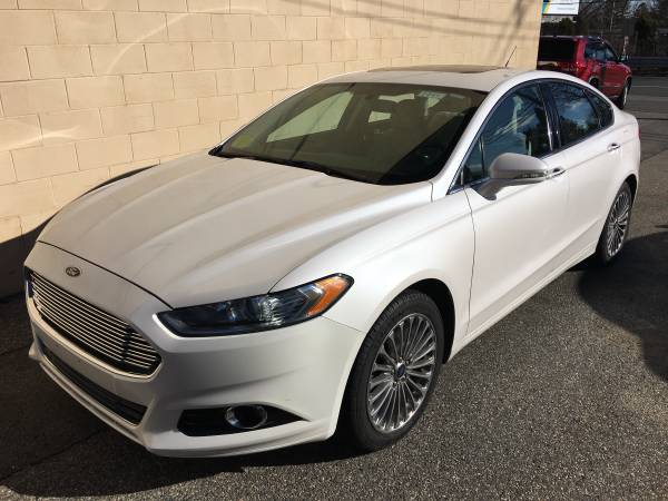 2014 Ford Fusion Titanium w/ Eco Boost, Sunroof and Leather. - cars... for sale in Peabody, MA – photo 3