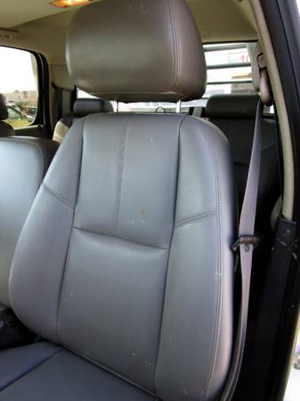 2011 Chevrolet Chevy Silverado 3500HD 4WD Crew Cab 171 5 WB, 59 4 for sale in Castle Rock, CO – photo 9