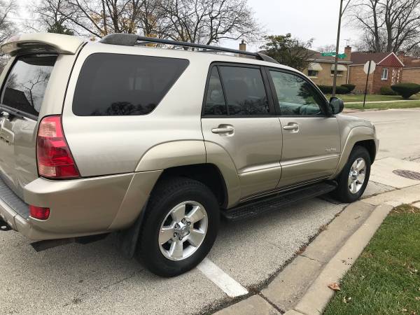 2005 Toyota 4Runner SR5 - cars & trucks - by owner - vehicle... for sale in Blue Island, IL – photo 4