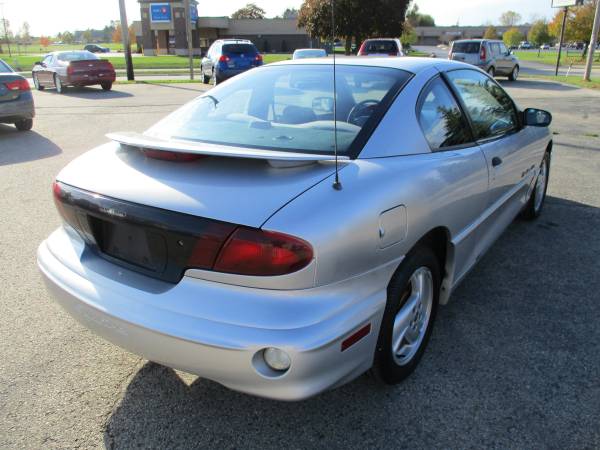 2000 PONTIAC SUNFIRE GT COUPE 85K LOW MILEAGE! - cars & trucks - by... for sale in Hubertus, WI – photo 4