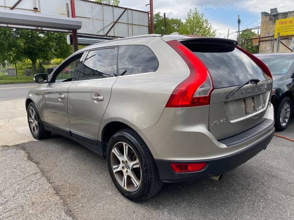 2013 Volvo XC60 AWD panoramic roof loaded for sale in Brooklyn, NY – photo 6