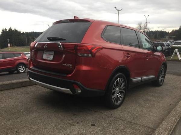 2018 Mitsubishi Outlander 4x4 4WD SE S-AWC SUV - cars & trucks - by... for sale in Vancouver, OR – photo 8