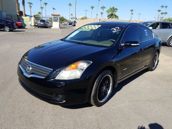 2007 Nissan Altima Hybrid 2.5 FREE CARFAX ON EVERY VEHICLE for sale in Glendale, AZ – photo 2