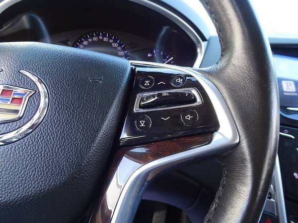 Cadillac SRX Luxury SUV Leather 4D Sport for sale in Roanoke, VA – photo 12