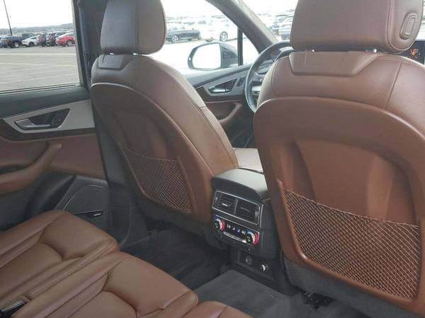2019 Audi Q7 2.0T Premium Plus Sport Utility 4D suv Black - FINANCE... for sale in Phoenix, AZ – photo 18