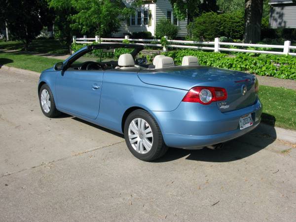 2008 VW EOS - cars & trucks - by owner - vehicle automotive sale for sale in La Crosse, WI – photo 4