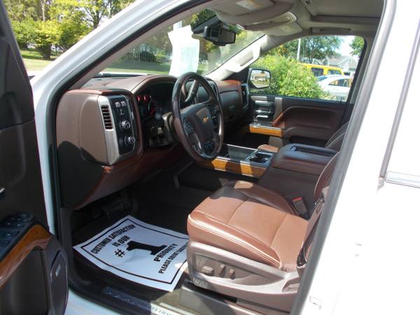 2016 Chevrolet Silverado 1500 4WD Crew Cab 143.5 High Country for sale in Frankenmuth, MI – photo 10