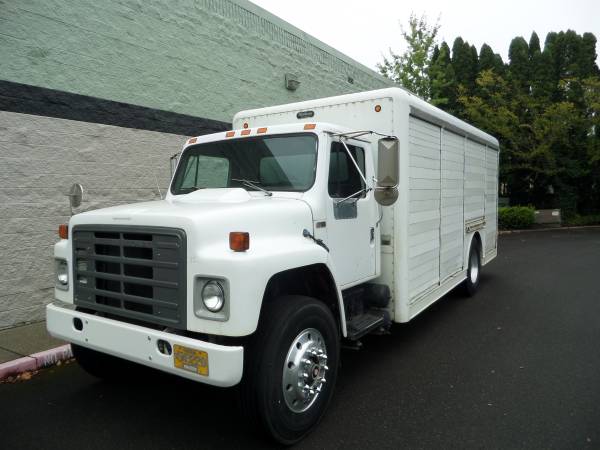 1987 International S 1900 Turbo Diesel - 20 Foot Service Body for sale in Corvallis, OR – photo 2