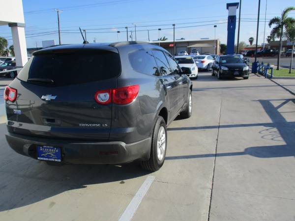 2011 CHEVY TRAVERSE LS (3.6) MENCHACA AUTO SALES - cars & trucks -... for sale in Harlingen, TX – photo 3