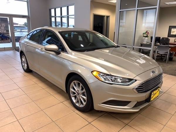 2017 Ford Fusion SE - cars & trucks - by dealer - vehicle automotive... for sale in Boone, IA – photo 2