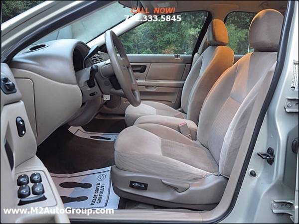 2005 Ford Taurus SE 4dr Sedan - cars & trucks - by dealer - vehicle... for sale in East Brunswick, NY – photo 13