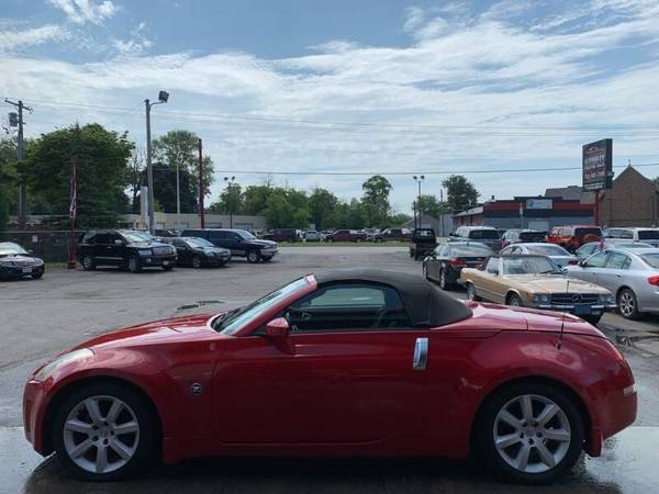 2004 Nissan 350Z Enthusiast 2dr Roadster - cars & trucks - by dealer... for sale in milwaukee, WI – photo 5
