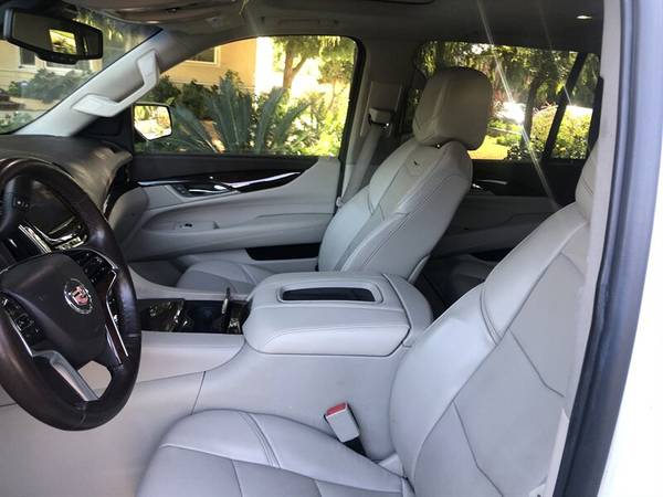 2015 Cadillac Escalade Luxury - cars & trucks - by dealer - vehicle... for sale in North Hollywood, CA – photo 16
