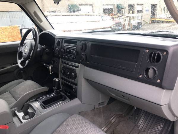 2007 Jeep Commander Sport ONLY 110K MILES 7 PASSANGER - cars & for sale in Danbury, NY – photo 19