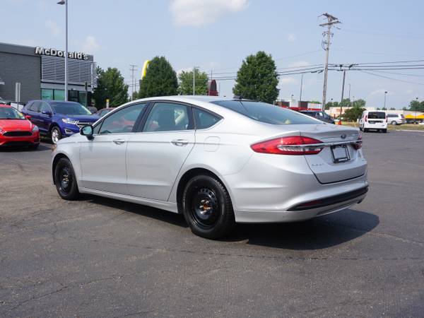 2018 Ford Fusion Only 18000 Miles - cars & trucks - by dealer -... for sale in Plainwell, MI – photo 2