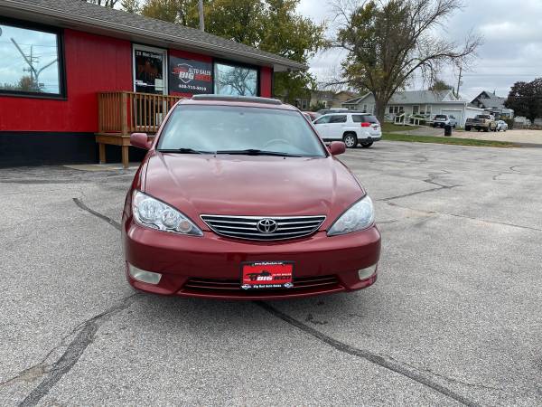 2005 Toyota Camry XLE - cars & trucks - by dealer - vehicle... for sale in Papillion, NE – photo 8