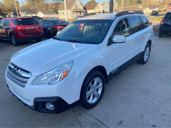 2014 Subaru Outback Premium *86K Low-Miles!* - cars & trucks - by... for sale in Lincoln, IA – photo 9