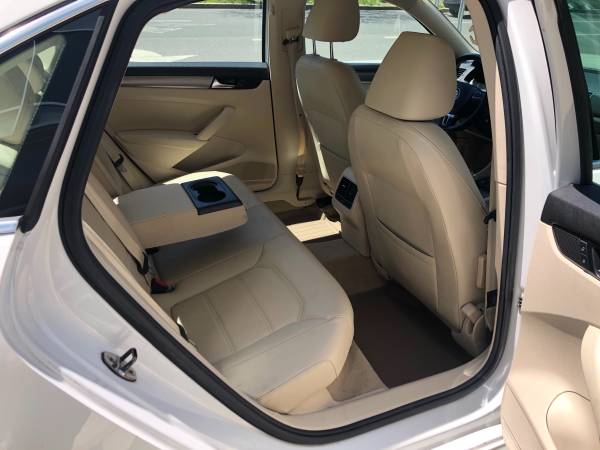 2014 Volkswagen Passat TDI SE, One Owner, Clean Carfax, loaded for sale in Bridgeport, CT – photo 7