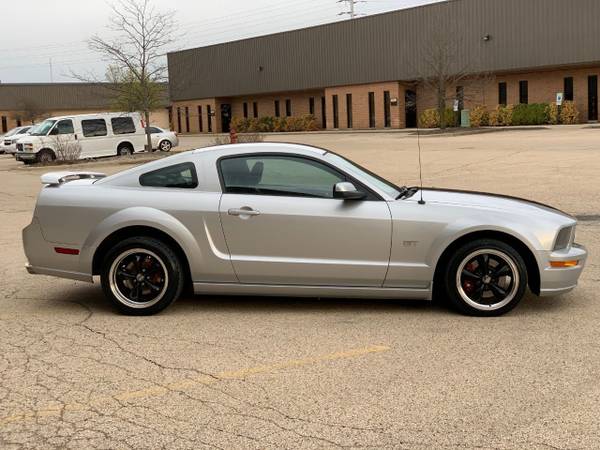 2005 FORD MUSTANG GT V8 ONLY 70k-MILES 1-OWNER LOW-MILES CLEAN for sale in Elgin, IL – photo 7
