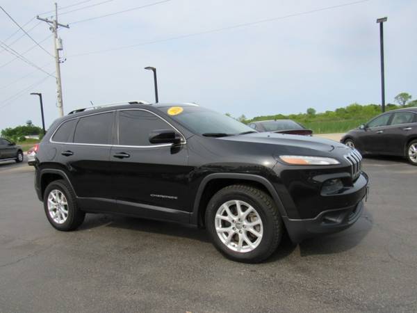 2014 Jeep Cherokee 4WD Latitude with Valet Function for sale in Grayslake, IL – photo 10