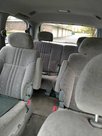 2002 toyota sienna van LE for sale in Platine, IL – photo 5