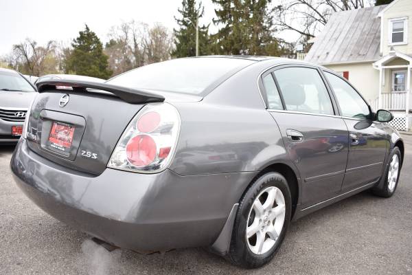 2005 Nissan Altima S - Great Condition - Fully Loaded - Clean CarFax for sale in Roanoke, VA – photo 5