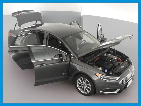 2018 Ford Fusion Energi Plug-In Hybrid SE Luxury Sedan 4D sedan Gray for sale in Other, OR – photo 21