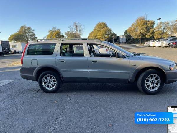 2004 Volvo XC70 2.5T Wagon 4D - cars & trucks - by dealer - vehicle... for sale in Newark, CA – photo 4