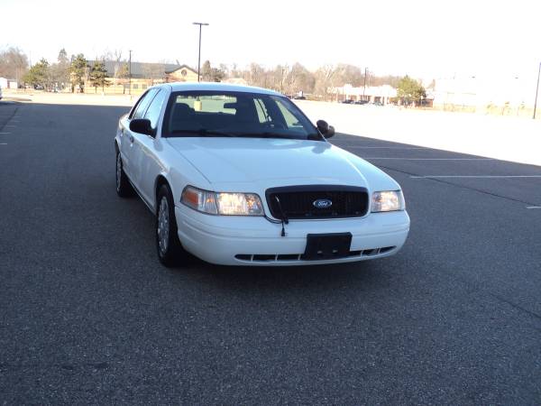 2010 Ford Crown Victoria with 111K Miles - - by dealer for sale in Clawson, MI – photo 8