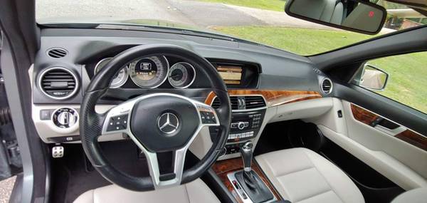 2012 Mercedes c250 , loaded , like new for sale in Newton, NC – photo 17