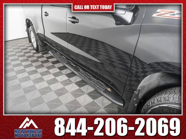 2020 Chevrolet Silverado 1500 LT Z71 4x4 - - by for sale in Spokane Valley, MT – photo 11