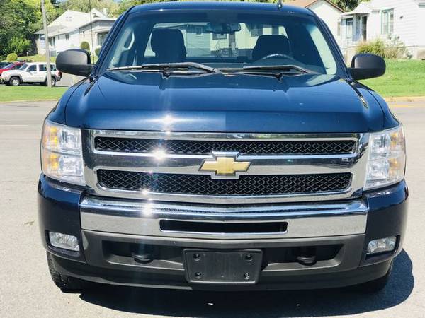 2011 Chevrolet, Chevy Silverado 1500 LT Ext. Cab 4WD Clean Car for sale in Rochester , NY – photo 9