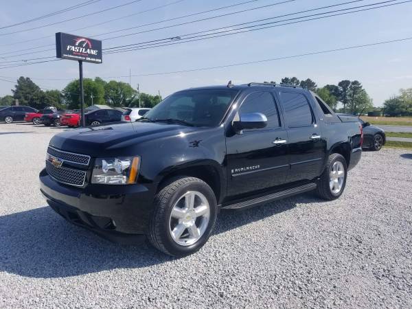 2007 Chevrolet Avalanche LTZ 4x4 PRICE REDUCED!!!!!!!!! LEATHER SEATS! for sale in Athens, AL – photo 2