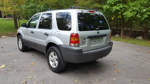 2006 Ford Escape (59,646 Miles) for sale in Warsaw, IN – photo 3