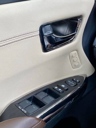 Magnificent 2017 Toyota Avalon Limited for sale in Mount Pleasant, SC – photo 15