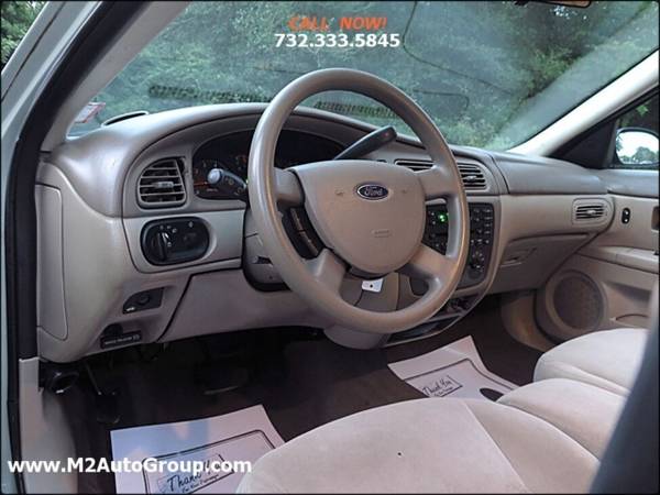 2005 Ford Taurus SE 4dr Sedan - - by dealer - vehicle for sale in East Brunswick, NJ – photo 11