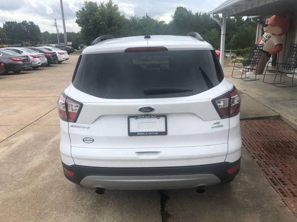 2018 Ford Escape SE 4dr SUV suv White - cars & trucks - by dealer -... for sale in Springdale, MO – photo 6