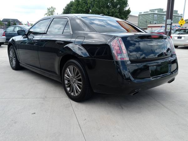 2014 CHRYSLER 300C VARVATOS - - by dealer - vehicle for sale in Champaign, IL – photo 3