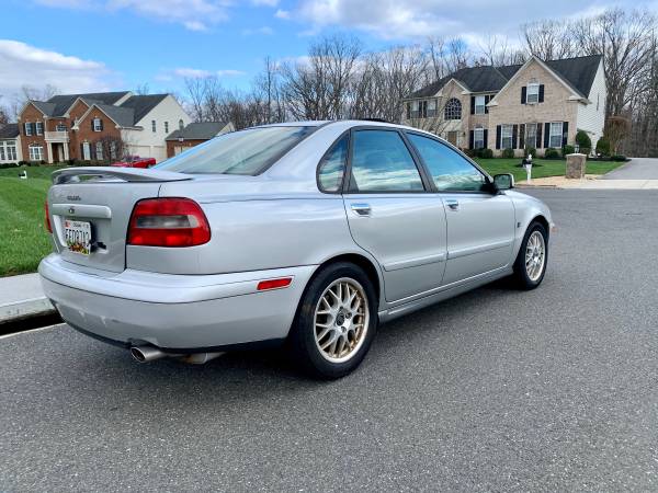 2004 Volvo S40 - cars & trucks - by owner - vehicle automotive sale for sale in Temple Hills, District Of Columbia – photo 9
