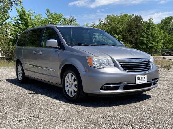 2014 Chrysler Town & Country Touring - - by dealer for sale in Okmulgee, OK – photo 18