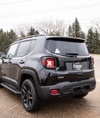 Virtually Brand New 2020 Jeep Renegade Latitude Sport 4D For Sale -... for sale in Moorhead, ND – photo 4