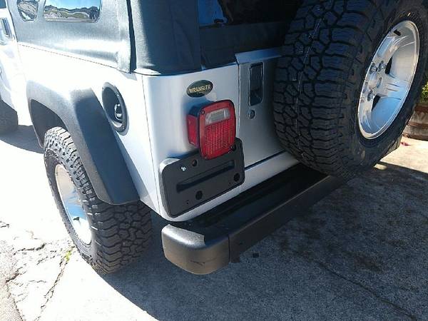 2006 Jeep Wrangler Unlimited Rubicon 4WD - cars & trucks - by dealer... for sale in Cleveland, SC – photo 10