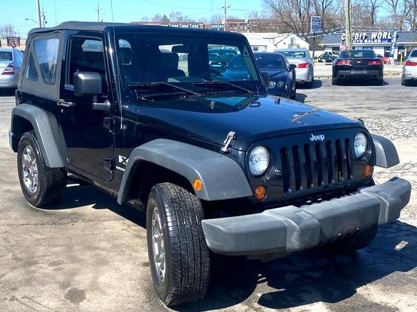 2007 Jeep Wrangler Manual 4WD - - by dealer - vehicle for sale in Indianapolis, IN – photo 4