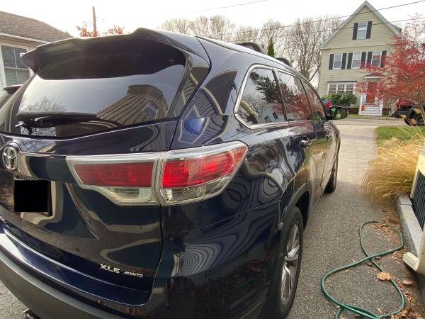 2015 Toyota Highlander - cars & trucks - by owner - vehicle... for sale in Portsmouth, NH – photo 11